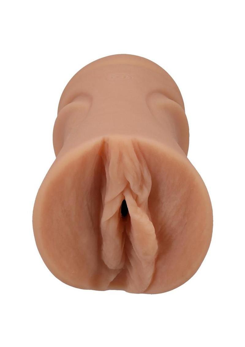 Signature Strokers Suki Sin Ultraskyn Pocket Masturbator - Pussy